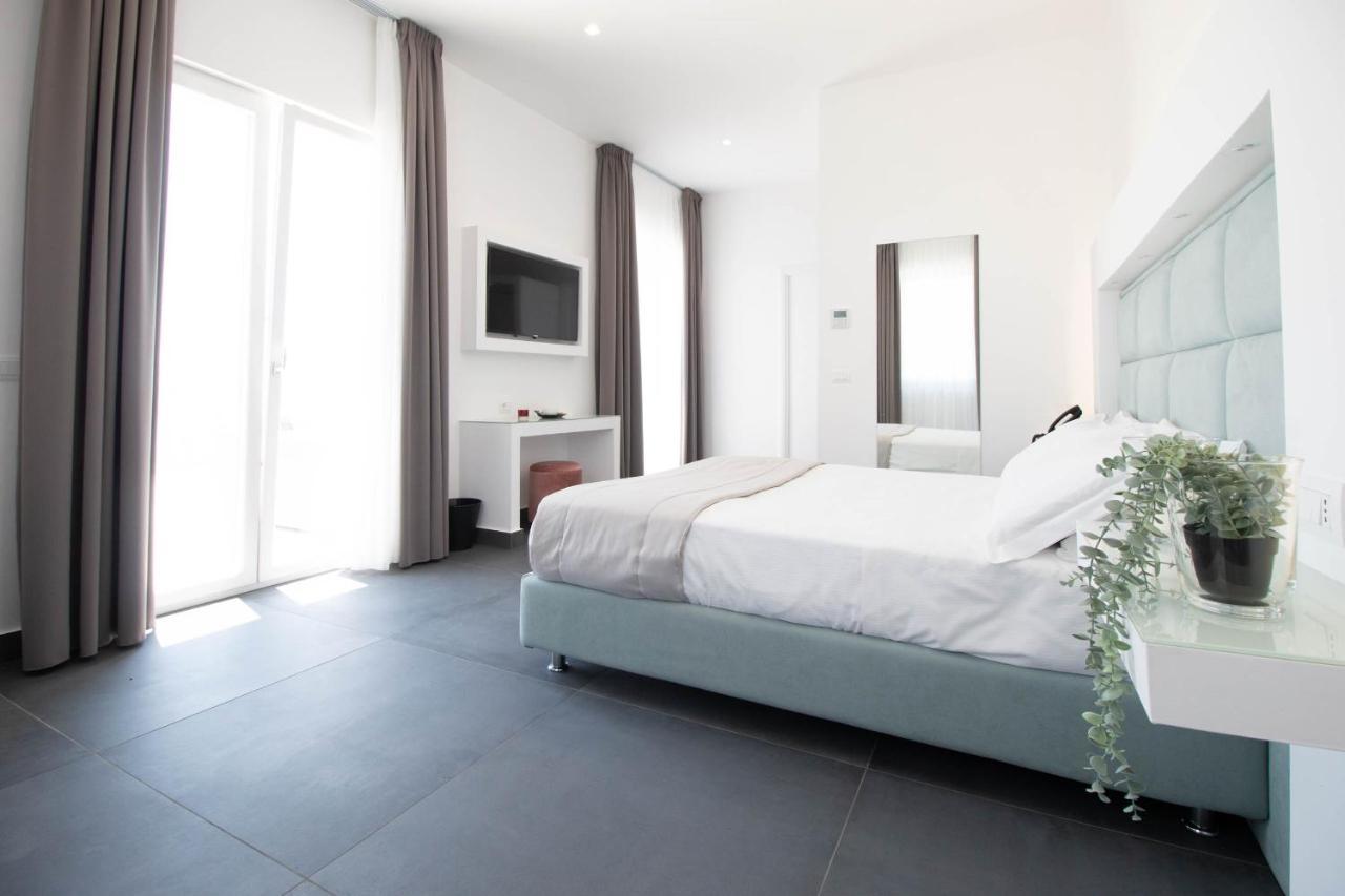 Grand Hotel Serapide Pozzuoli Esterno foto