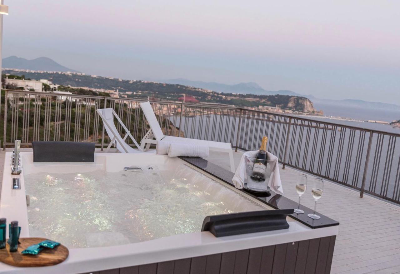 Grand Hotel Serapide Pozzuoli Esterno foto