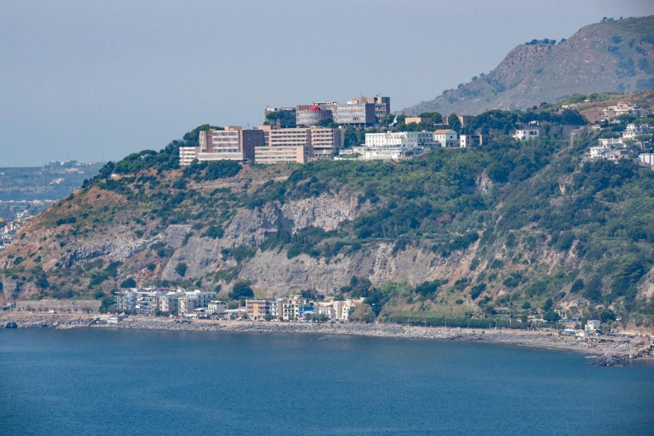 Grand Hotel Serapide Pozzuoli Esterno foto