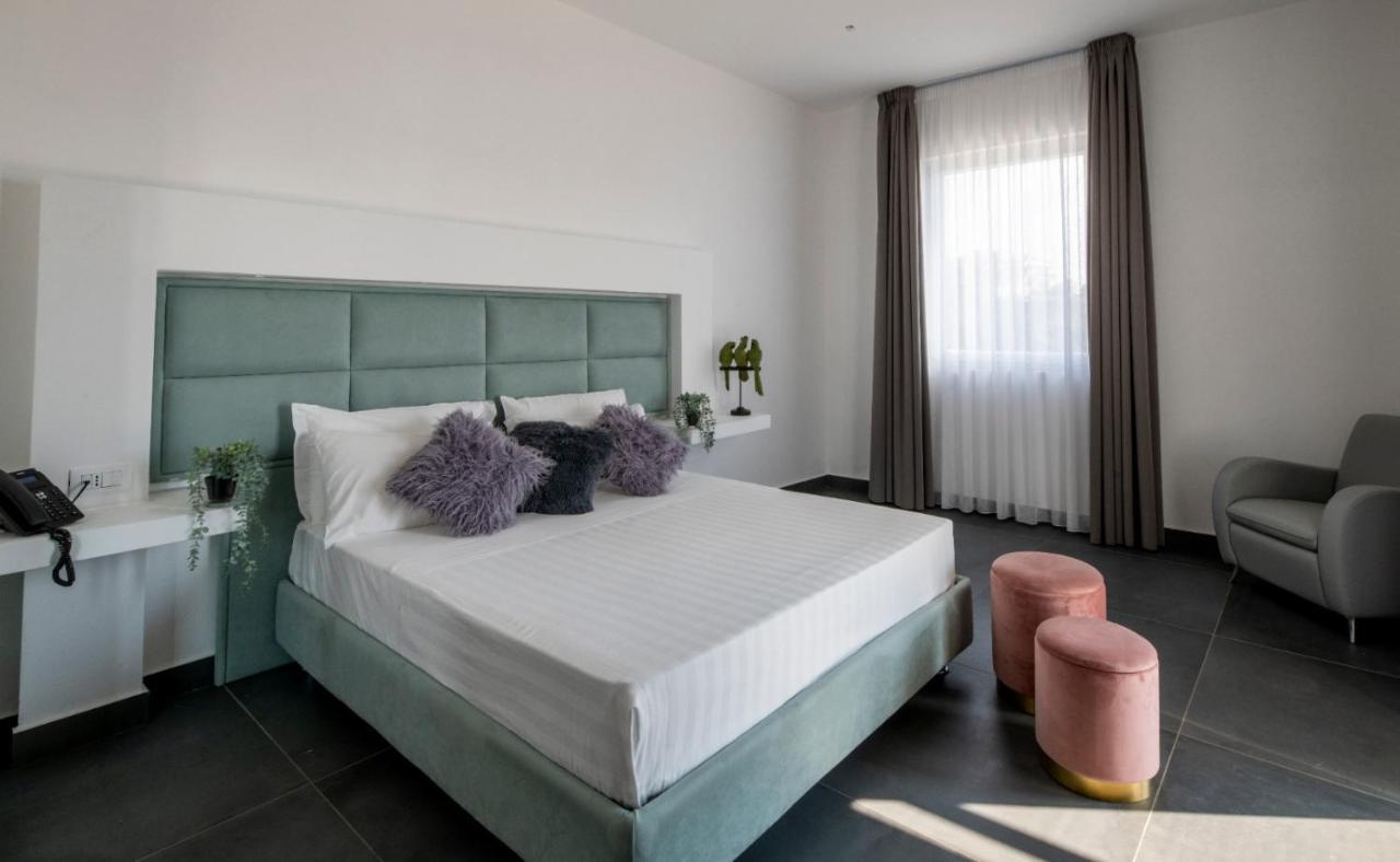 Grand Hotel Serapide Pozzuoli Esterno foto
