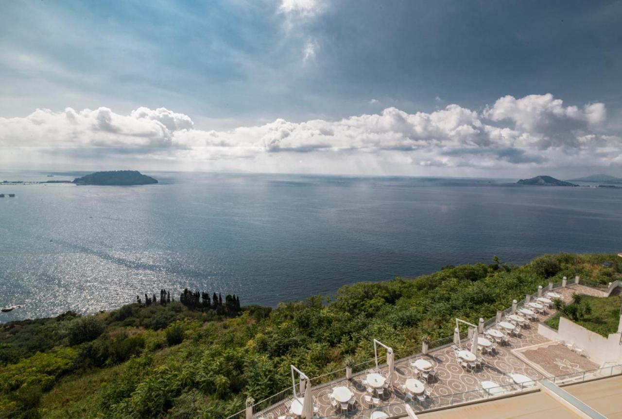 Grand Hotel Serapide Pozzuoli Esterno foto